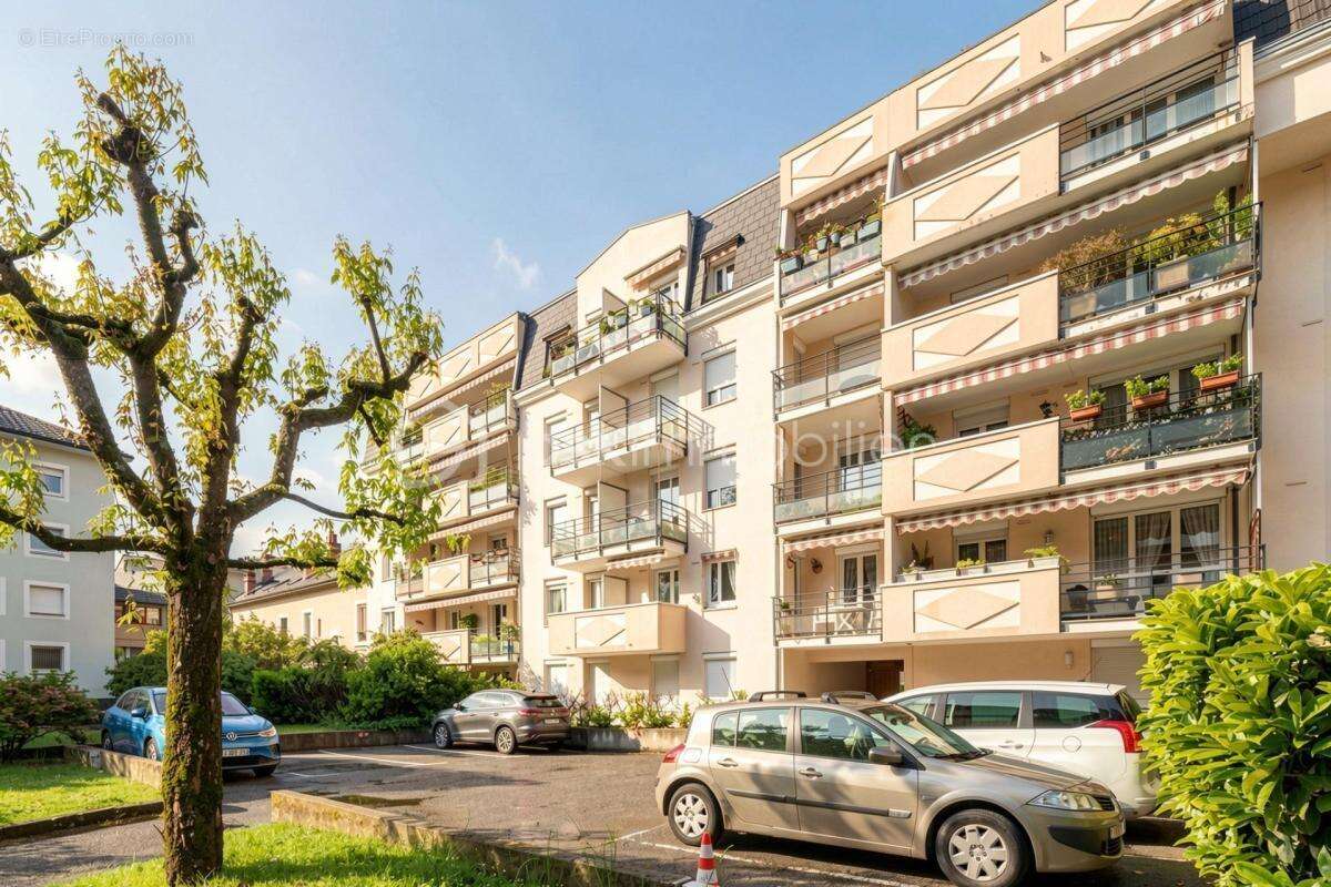 Appartement à AIX-LES-BAINS