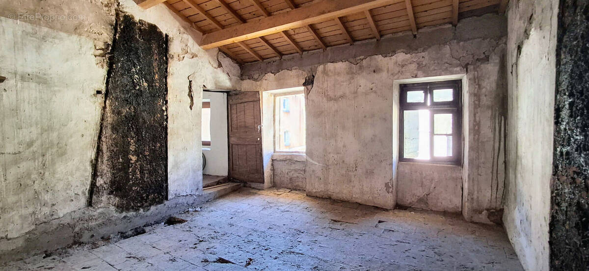Appartement à BEDARIEUX