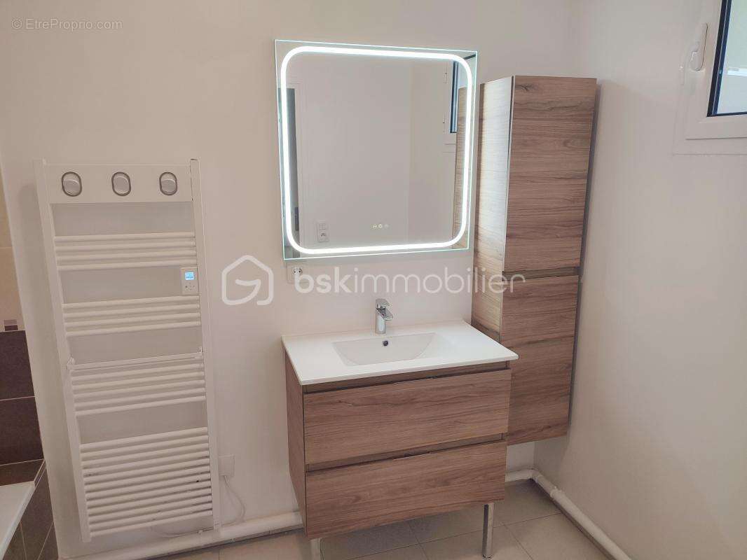 Appartement à EPINAY-SUR-ORGE