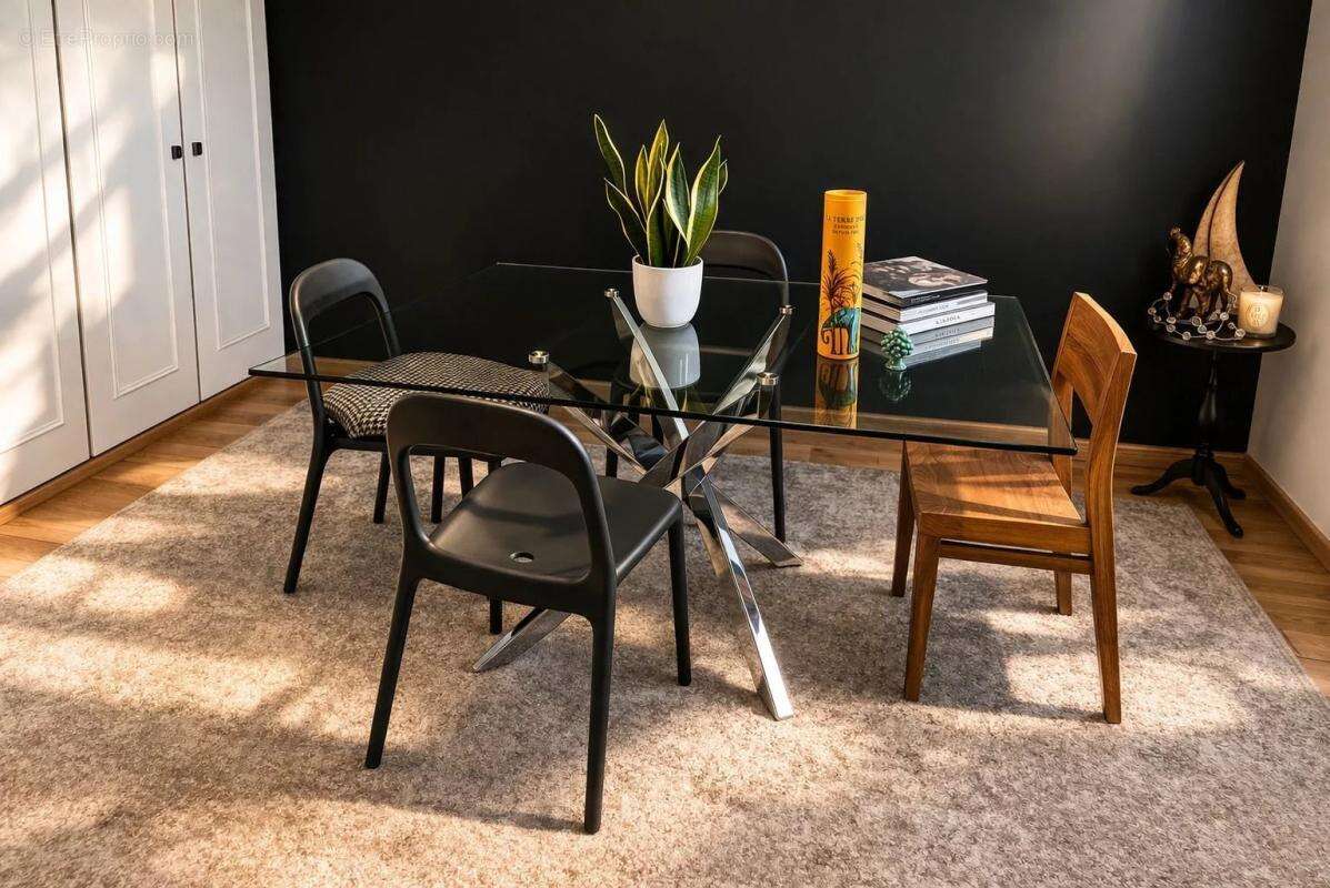 Appartement à VALBONNE