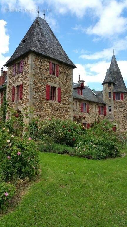 Maison à LAGRAULIERE
