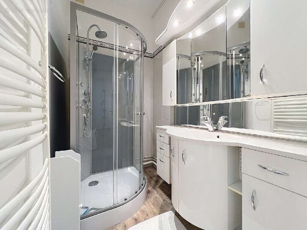 Appartement à VICHY