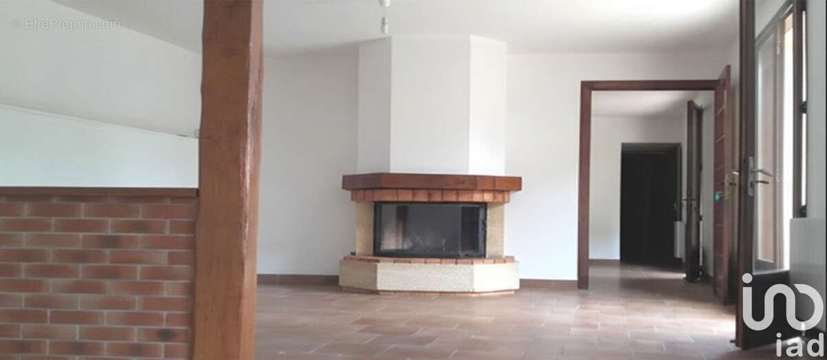 Photo 5 - Maison à CHATEAUBERNARD