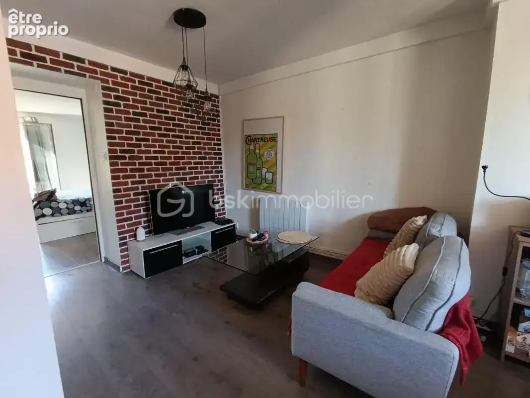 T2 LUMINEUX 43 m² – Appartement loué et meublé - photo 5