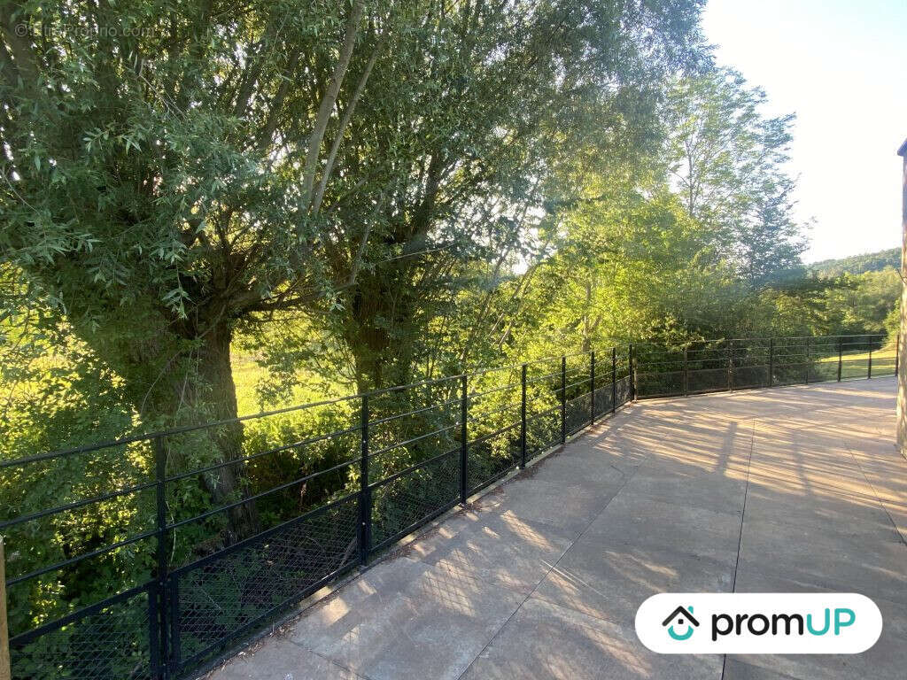 Maison à SAINT-GERMAIN-LAPRADE