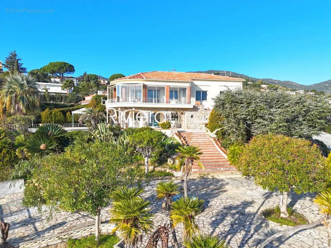 Maison à CAVALAIRE-SUR-MER