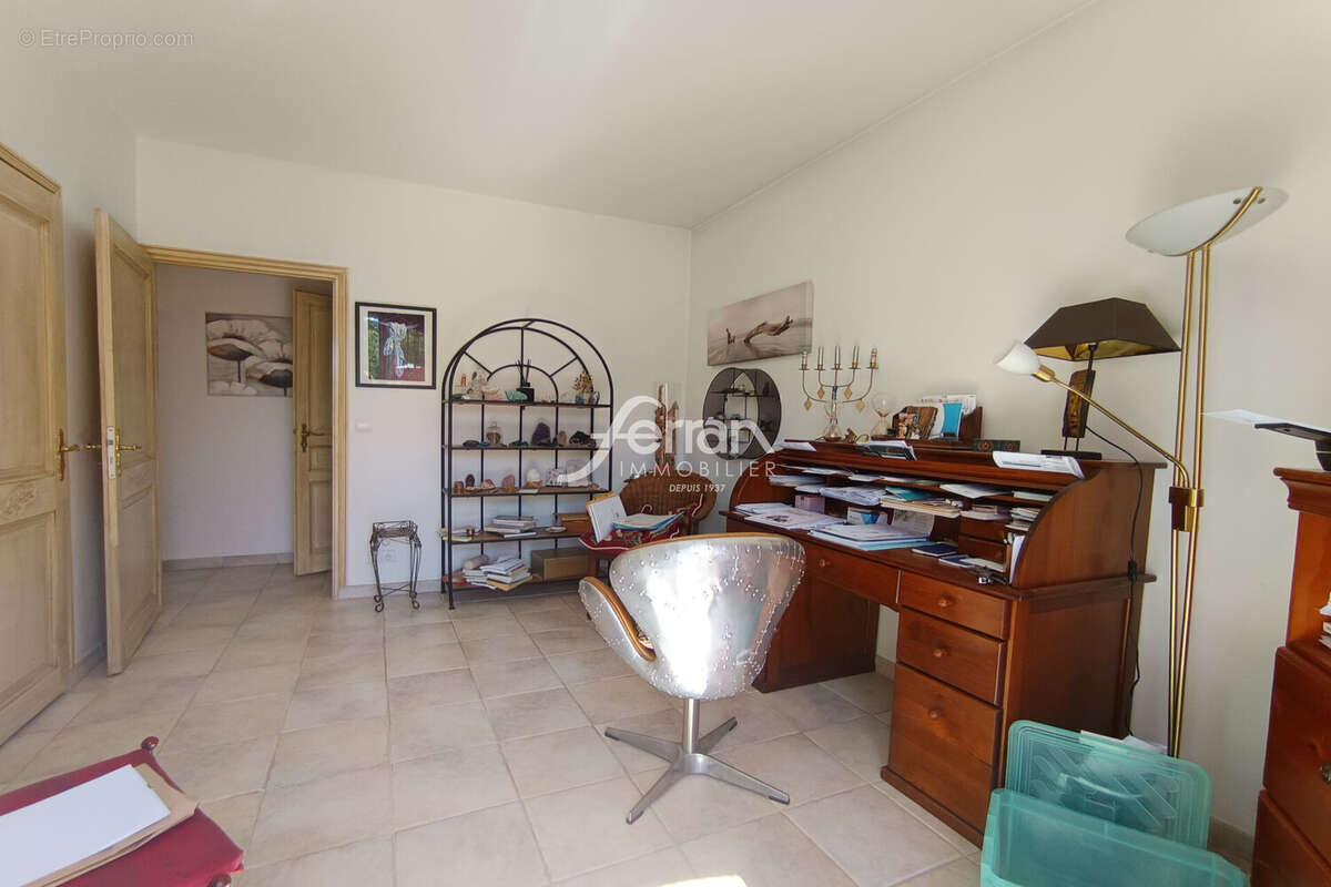 Maison à DRAGUIGNAN