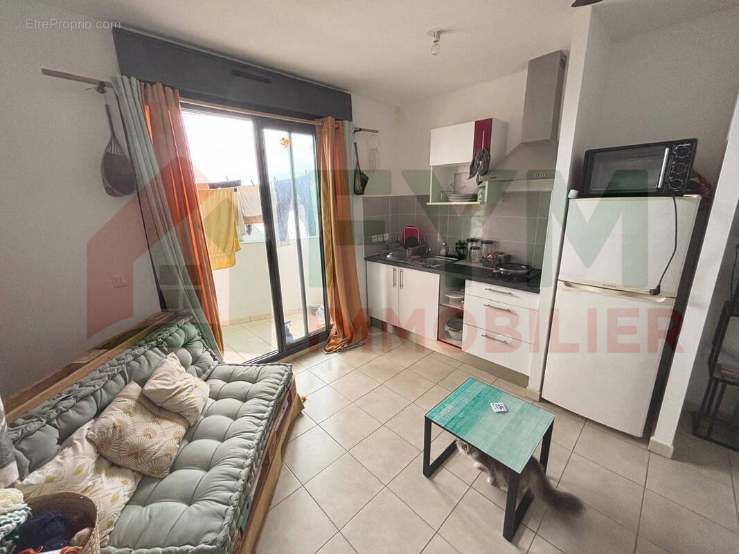 Appartement à LES AVIRONS