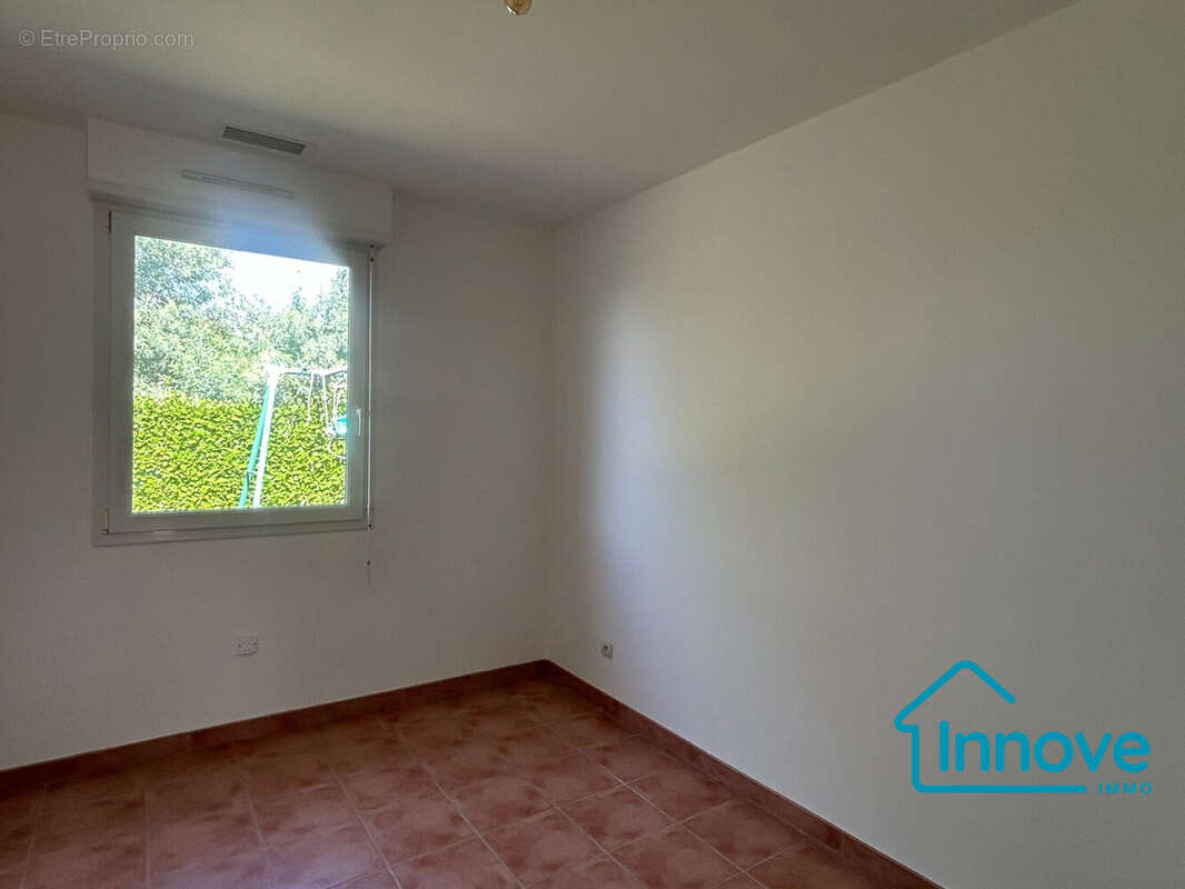 Maison à MONTBARTIER