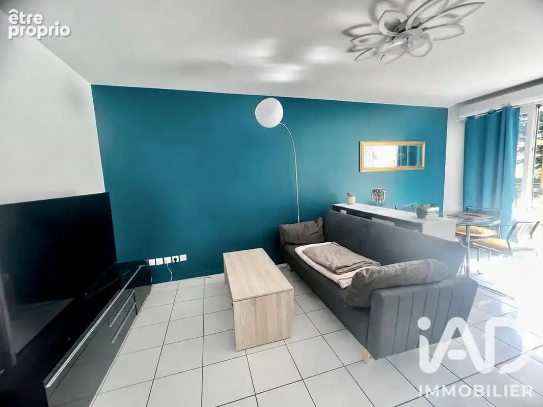 Appartement 2 pièces 44 m² · à Drancy · 44 m² · 179 000 €