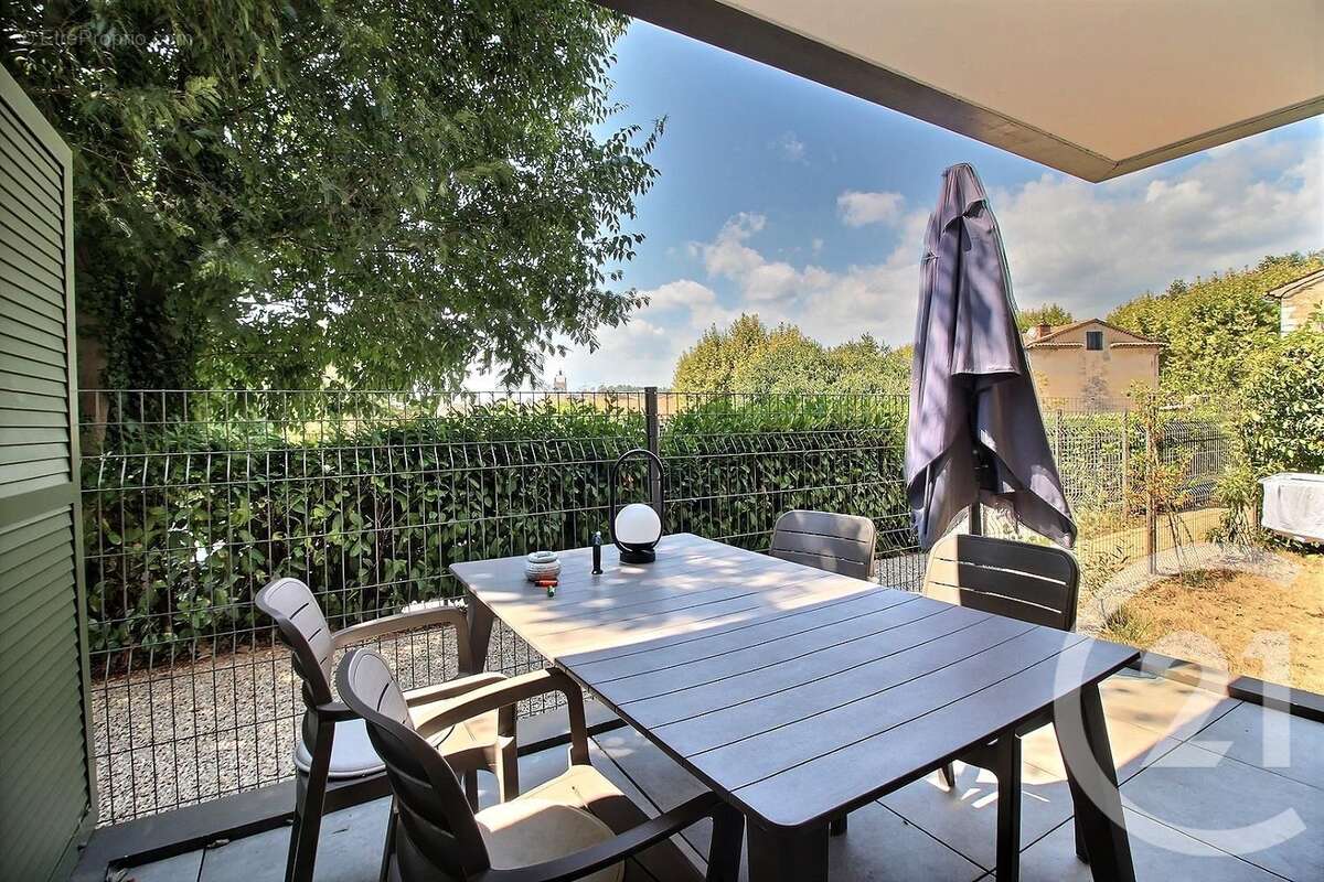 Appartement à VALBONNE