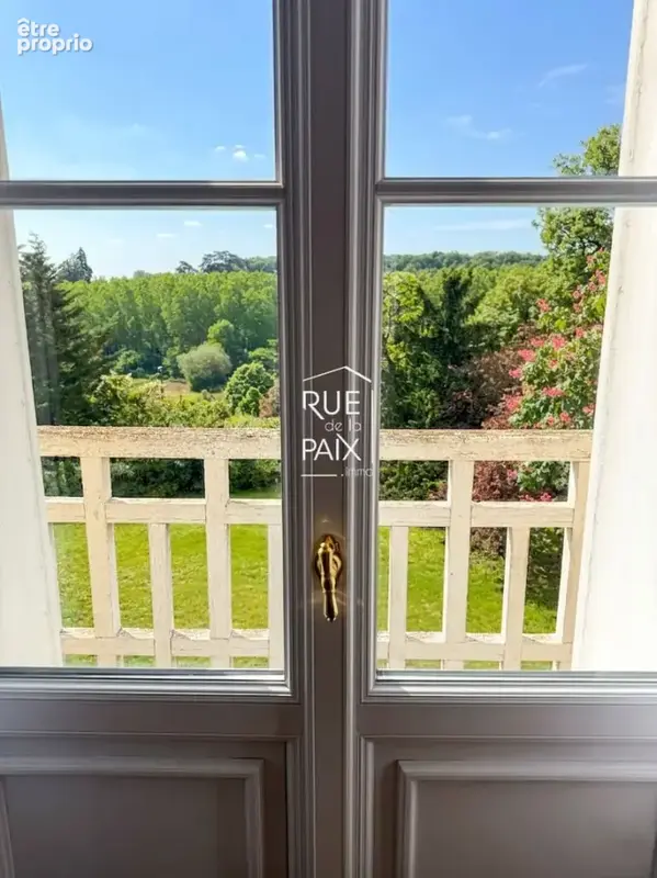 Magnifique propriété Latillé - 283.96 m2 - photo 4