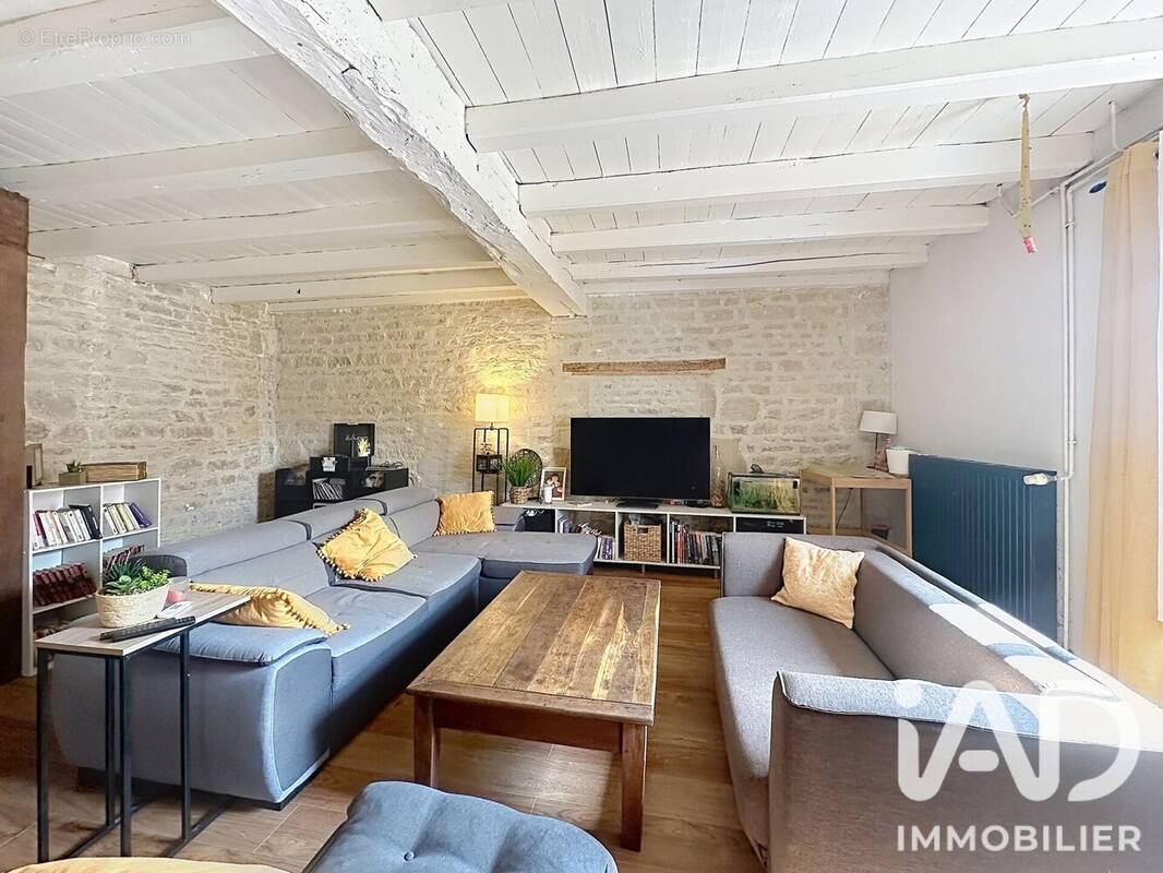Photo 1 - Maison à NUAILLE-D'AUNIS