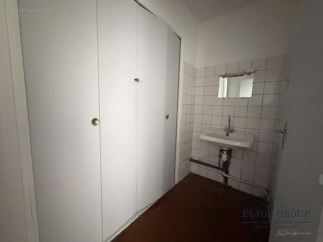 Appartement 63 m² à Marseille-3e  - photo 8