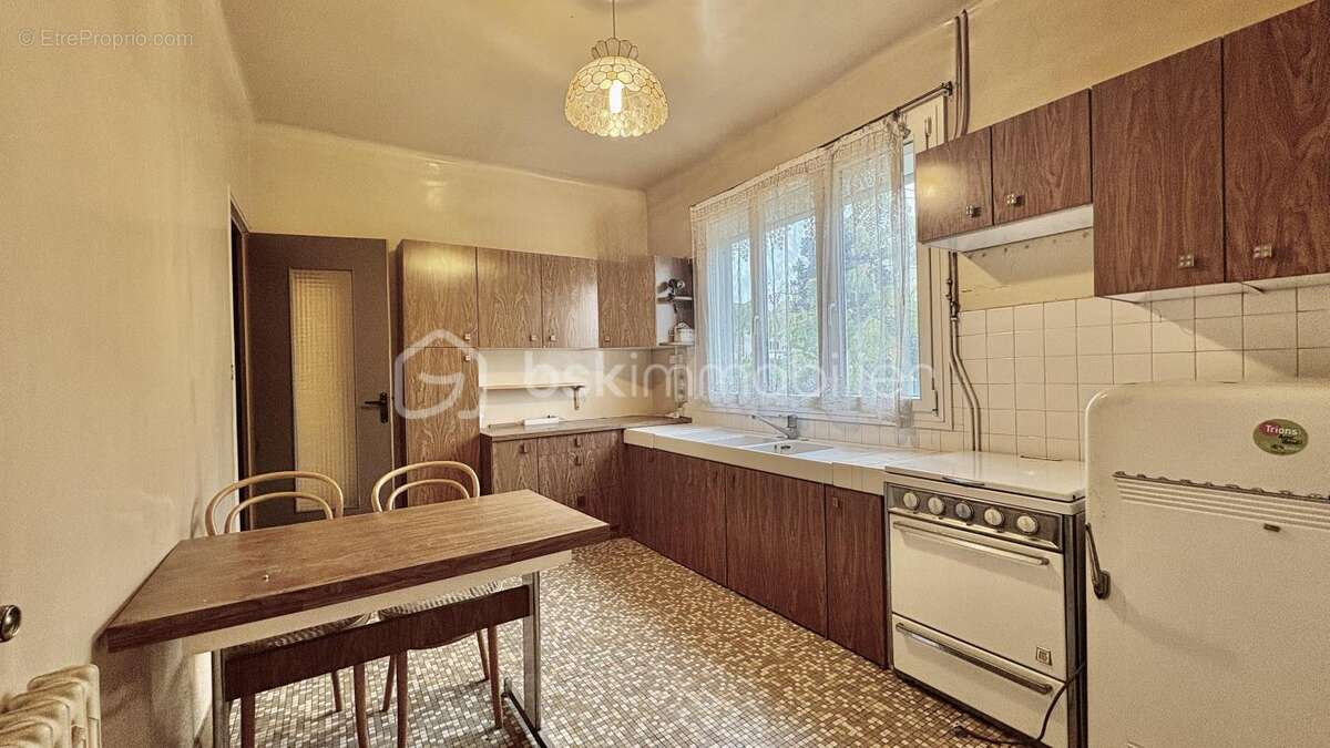 Maison à VILLENEUVE-LE-ROI