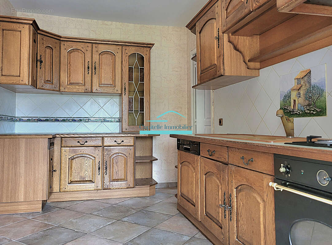 Mireval (hérault) , Villa T4 plain pied sur 692m2 de terrain avec piscine - photo 5