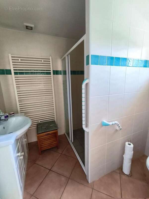 Maison 140 m² à Saint-Clement-Rancoudray  - photo 8