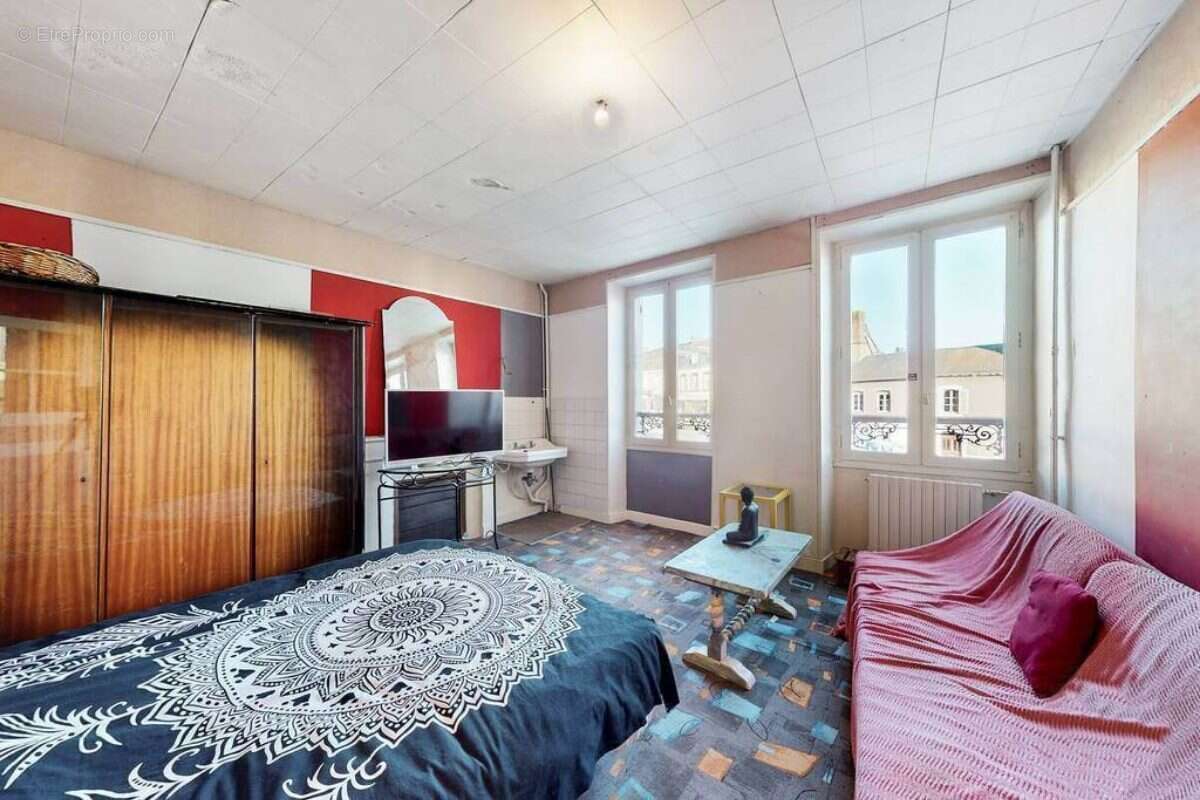 Maison à LA SOUTERRAINE