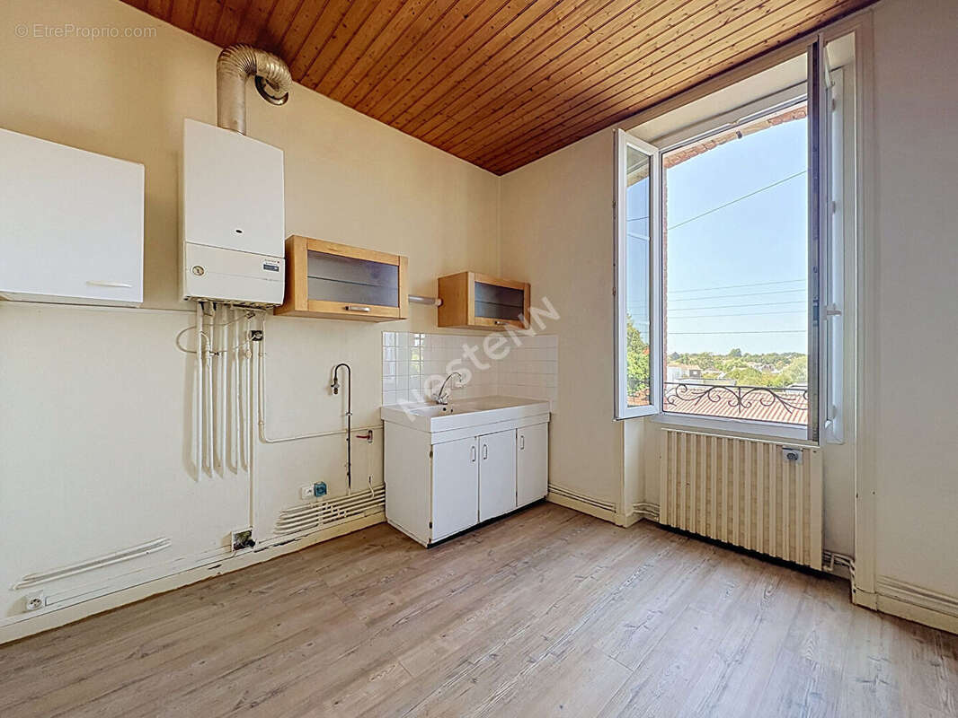 Appartement 2 chambres - Le Pellerin - Cave et parking - photo 4