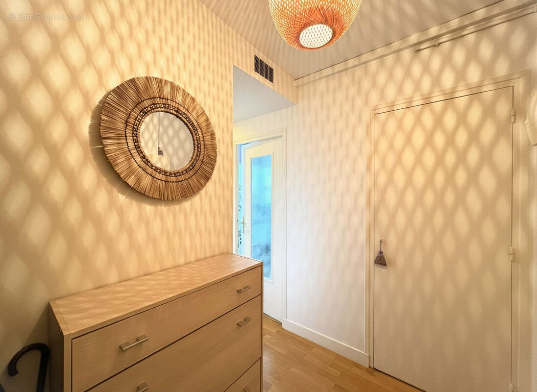 Appartement à SAINT-MAUR-DES-FOSSES