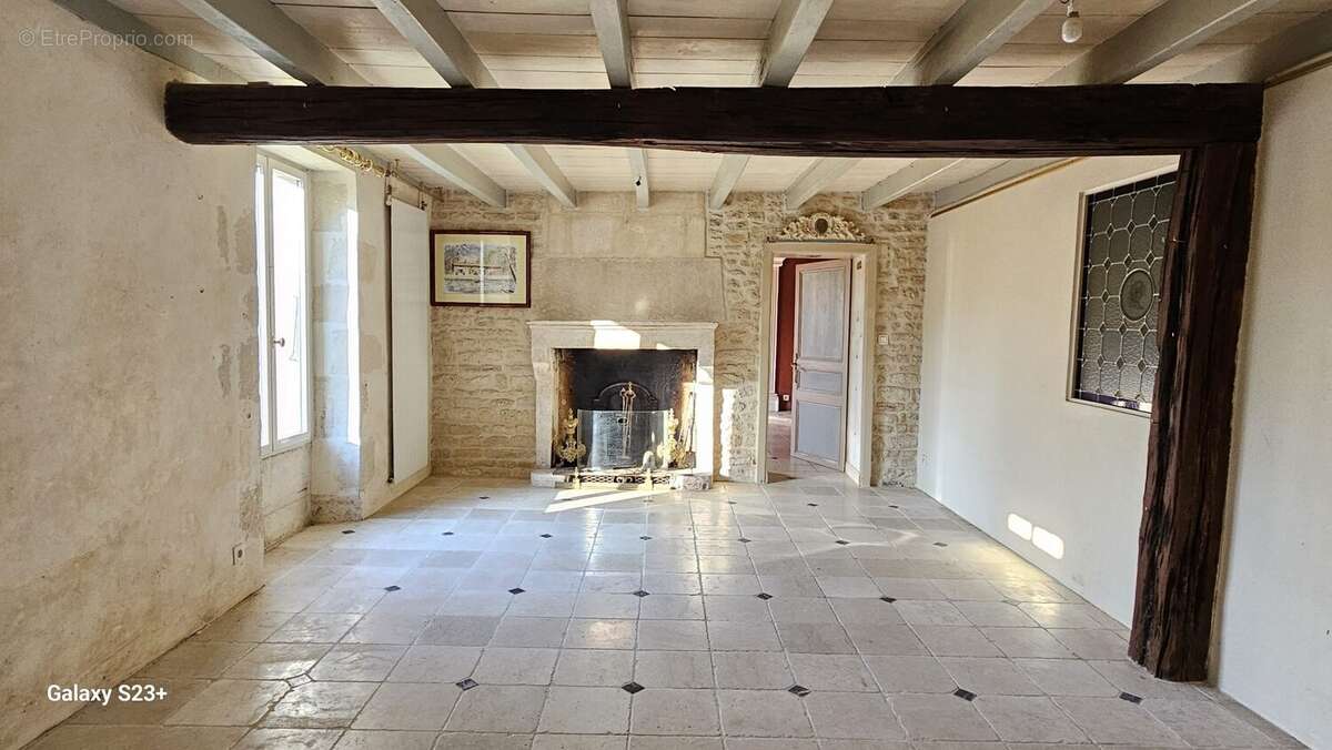 Maison à COULON