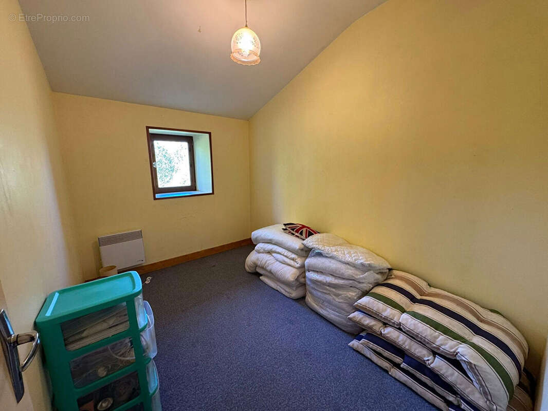 Maison à BUSSIERE-POITEVINE