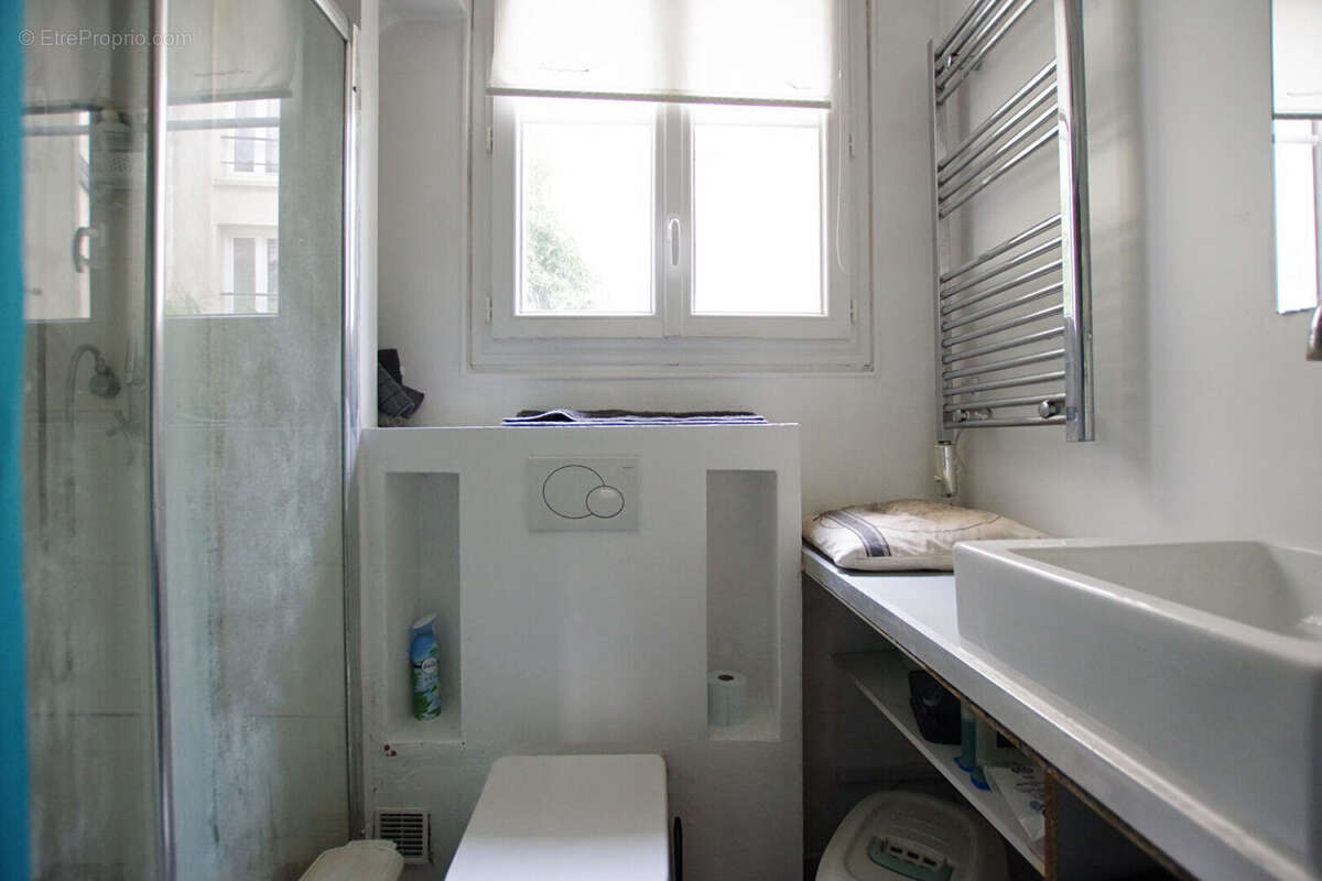 Appartement à PARIS-14E