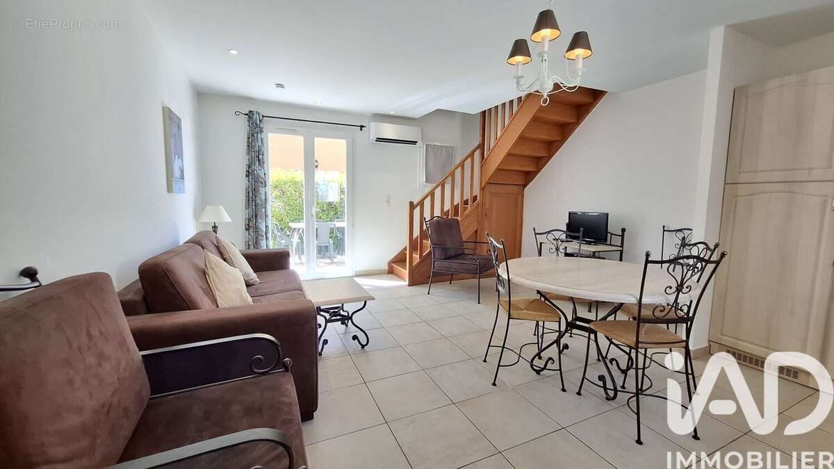 Photo 5 - Maison à L'ISLE-SUR-LA-SORGUE