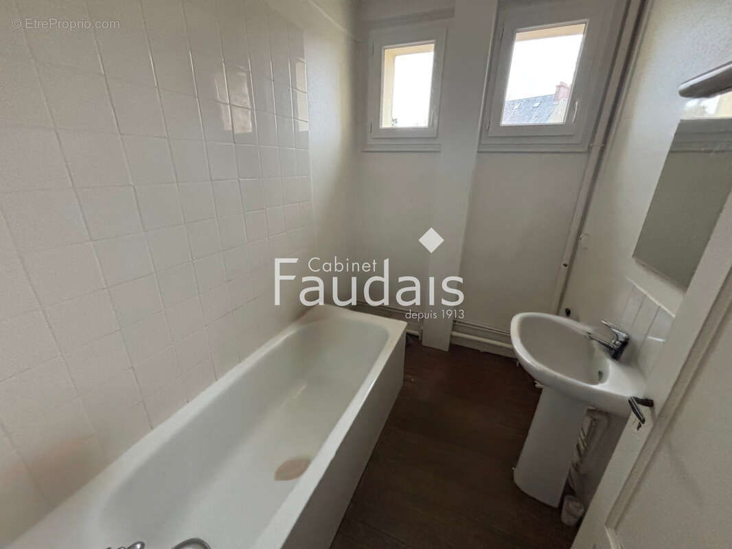 Appartement à LA HAYE-DU-PUITS