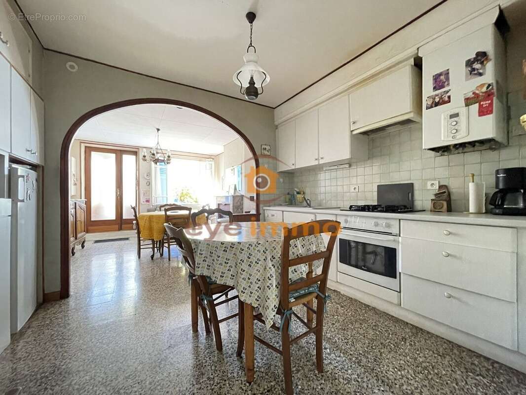 Maison à LESPIGNAN