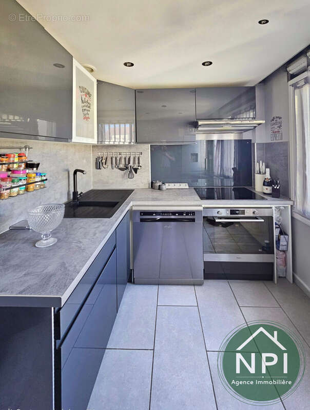 Appartement à LA ROCHETTE