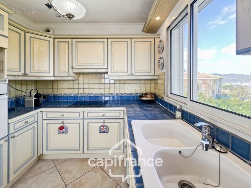 Appartement à HYERES