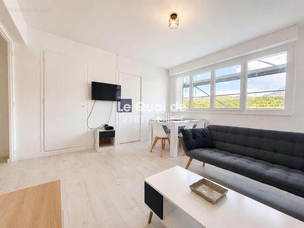 Appartement 66 m² à Chambery  - photo 8