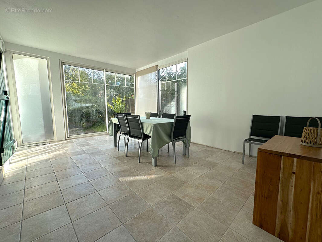 Appartement à LE BOUSCAT