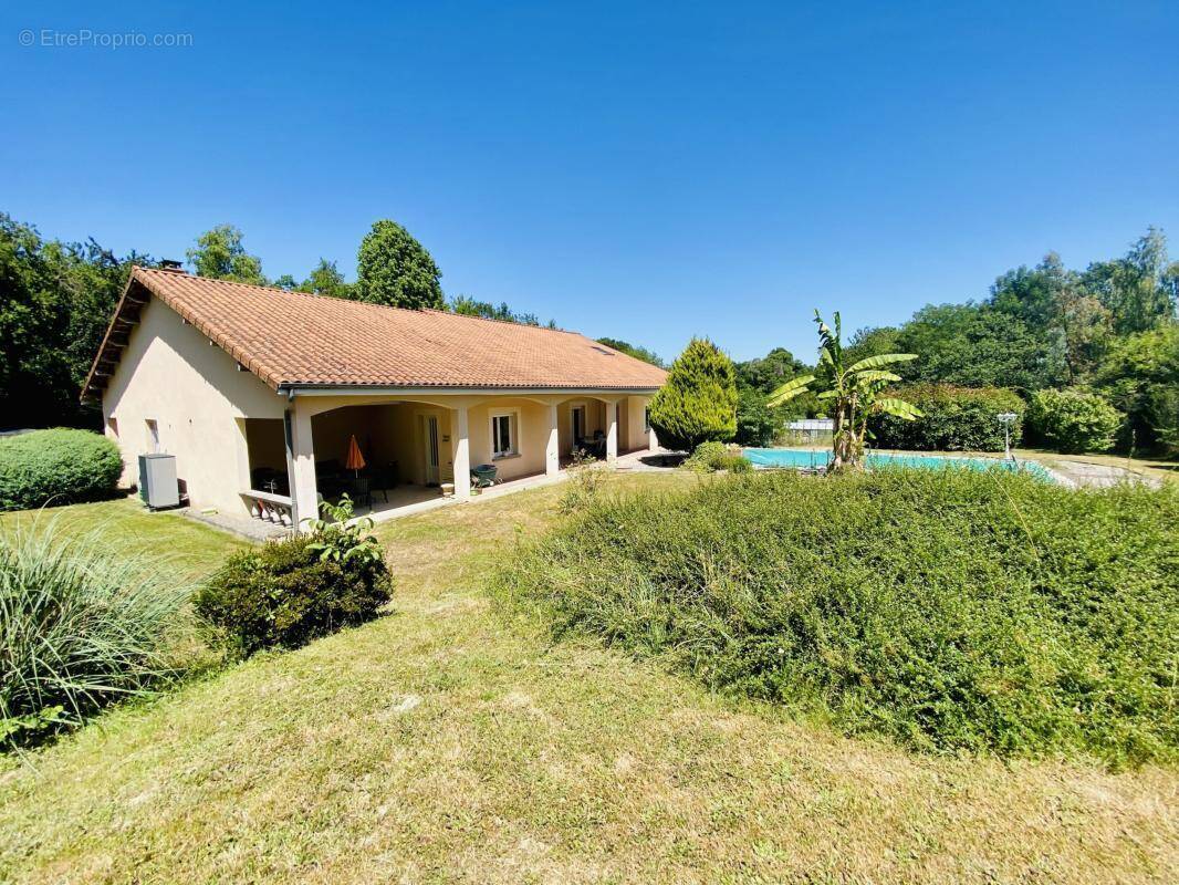 Maison à VEYRAC