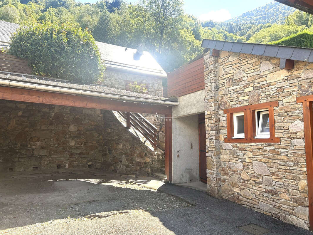 Maison à MONTAUBAN-DE-LUCHON