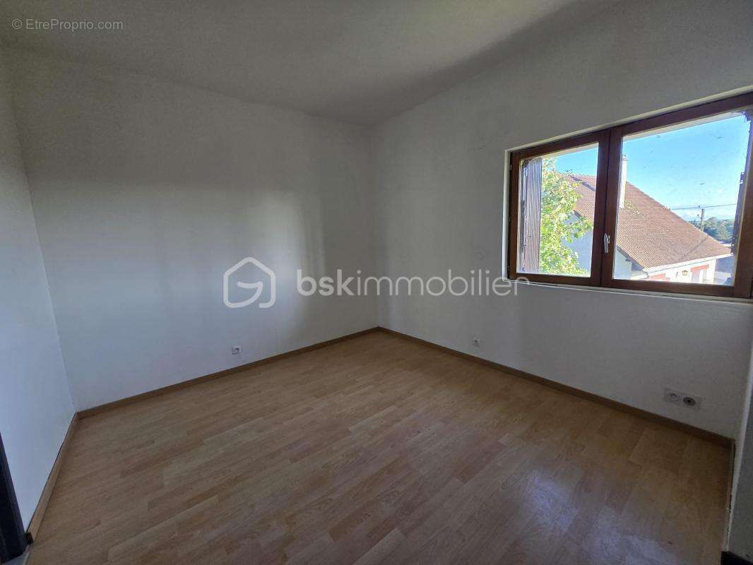 Maison à SAINT-LEGER-DES-VIGNES