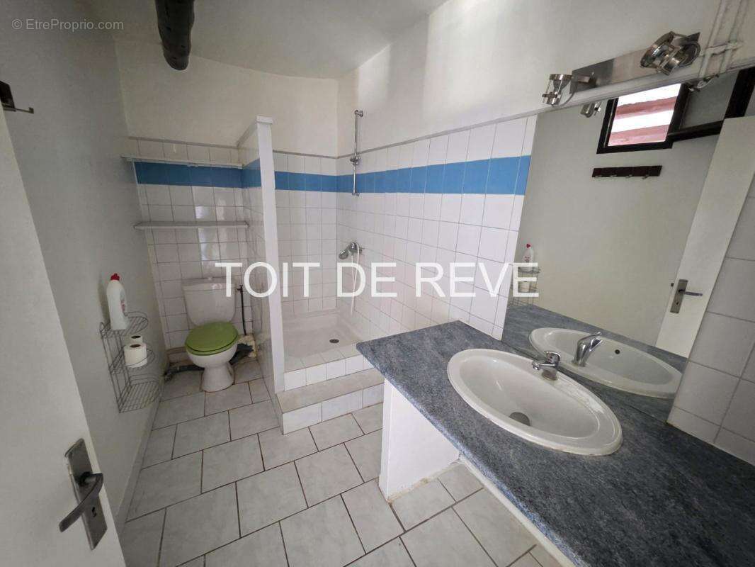 Immeuble proche Uzès : 334m2 divisés en 4 appartements + cours intérieure de 170m2 - photo 20
