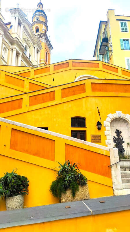 Appartement à MENTON