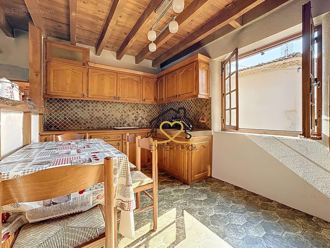 Maison à TREZIOUX