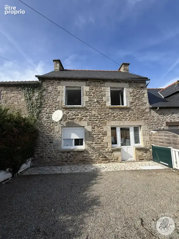 Ensemble de deux maisons en pierres   Campagne de Pluduno - photo 1