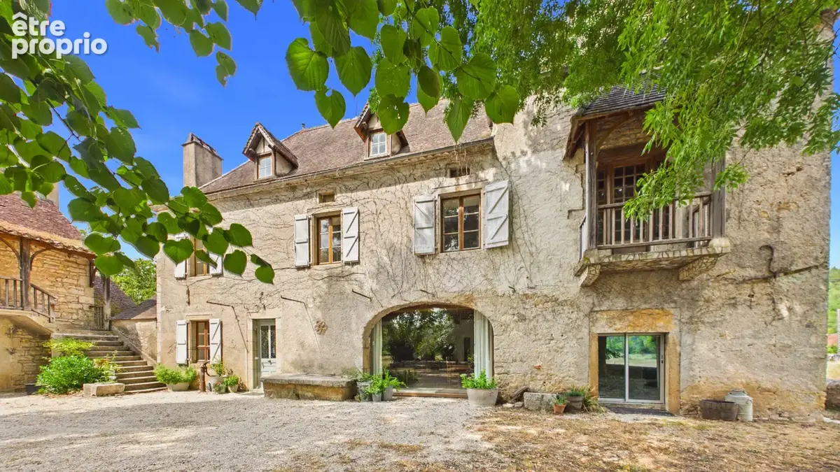 Maison à CALVIGNAC