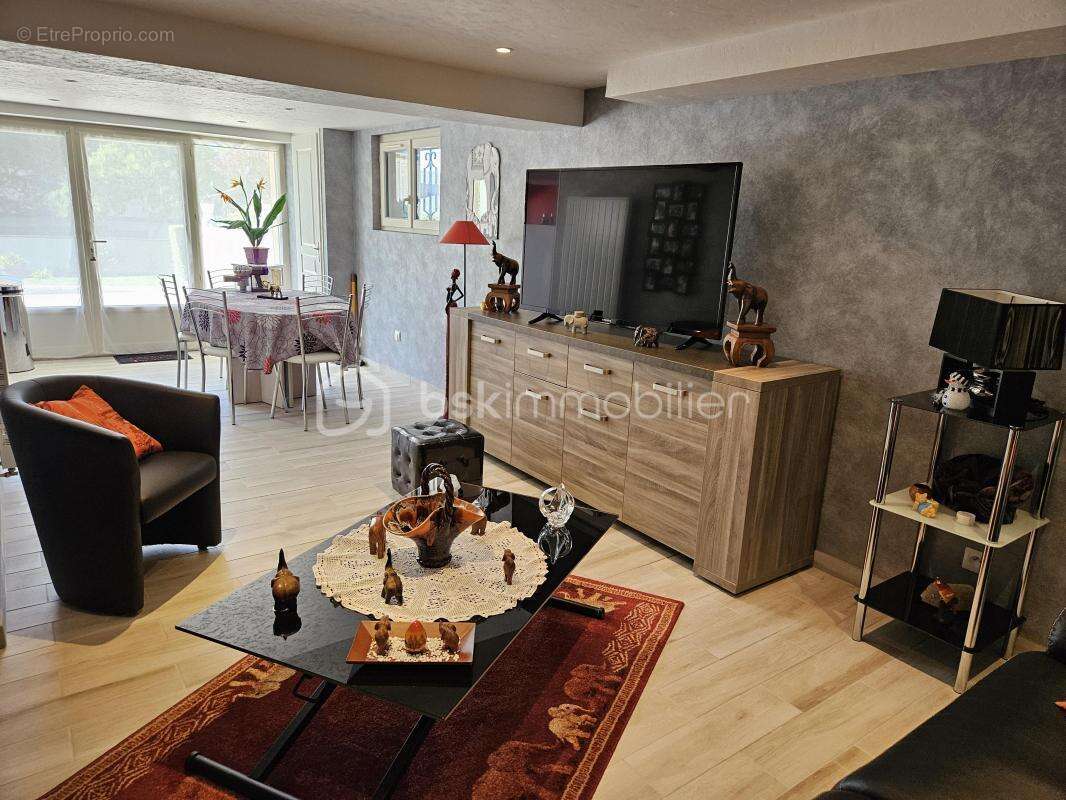 Maison à CHATELLERAULT