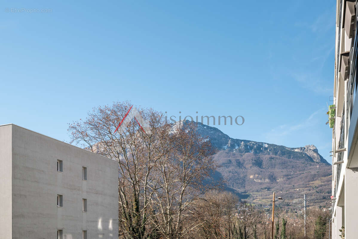 Appartement à ECHIROLLES