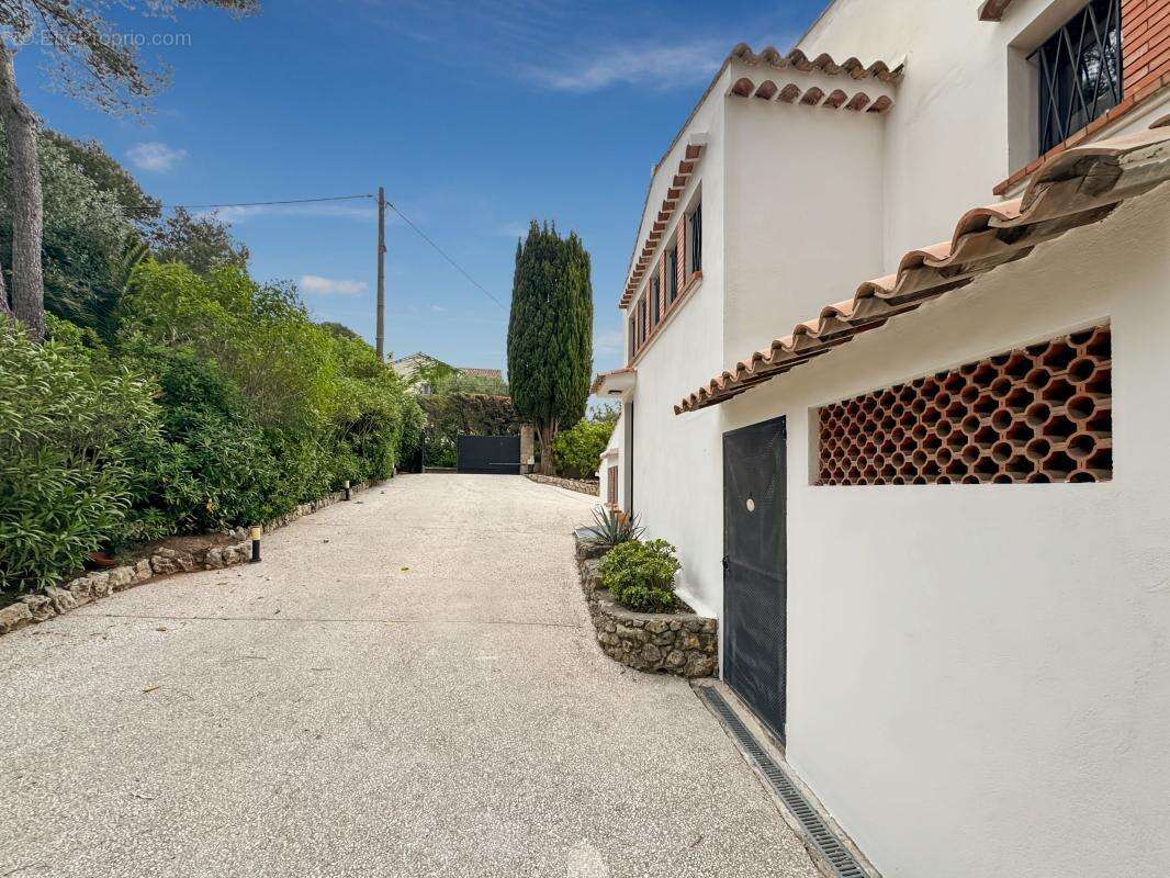 Maison à SAINT-RAPHAEL