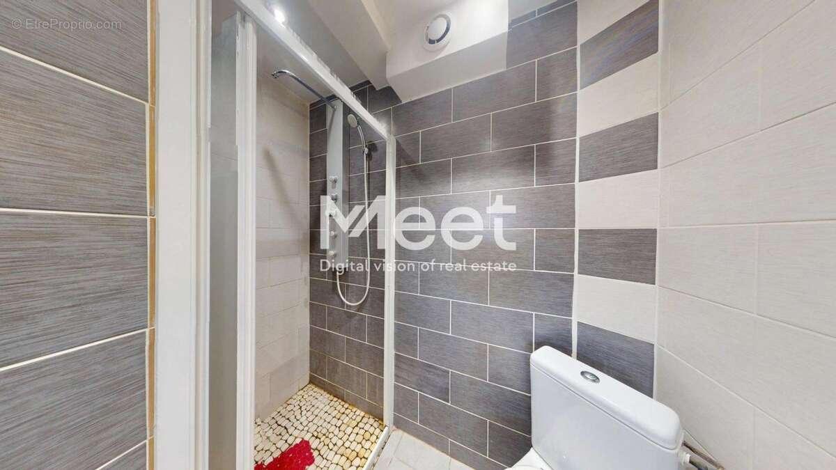 Appartement à MONETEAU