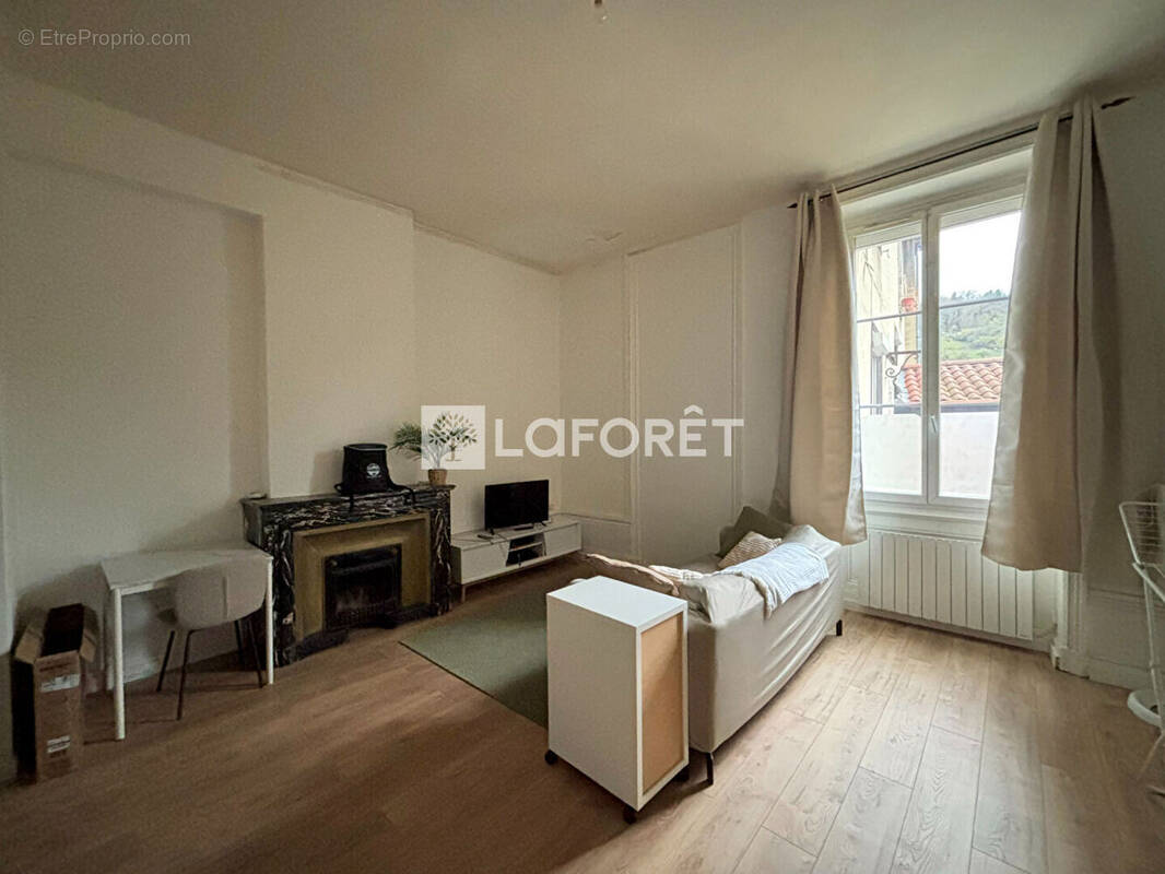 Appartement à GIVORS