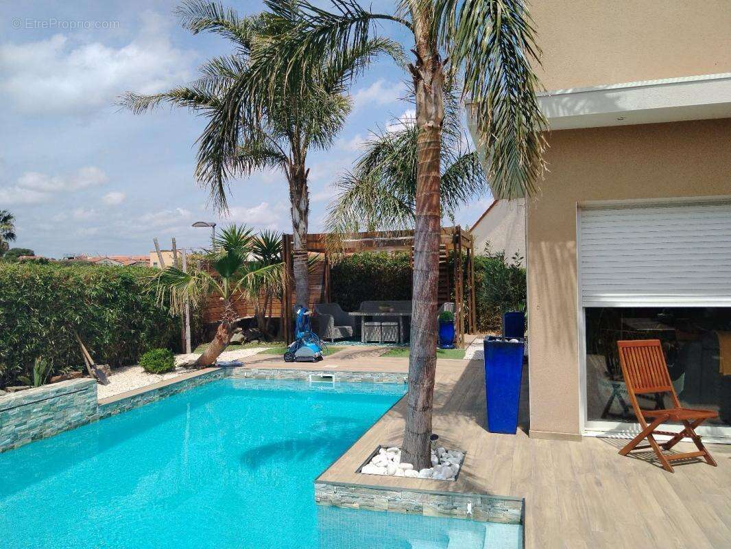 Maison à SAINT-JEAN-LASSEILLE