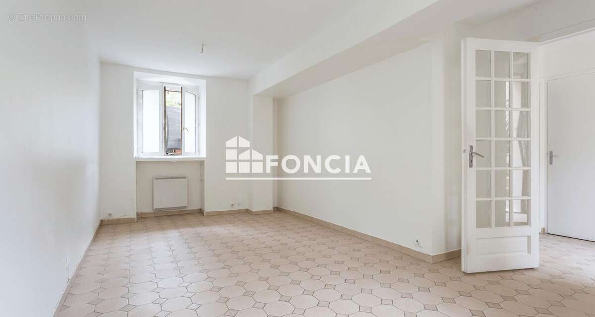 Appartement à BAGNEUX