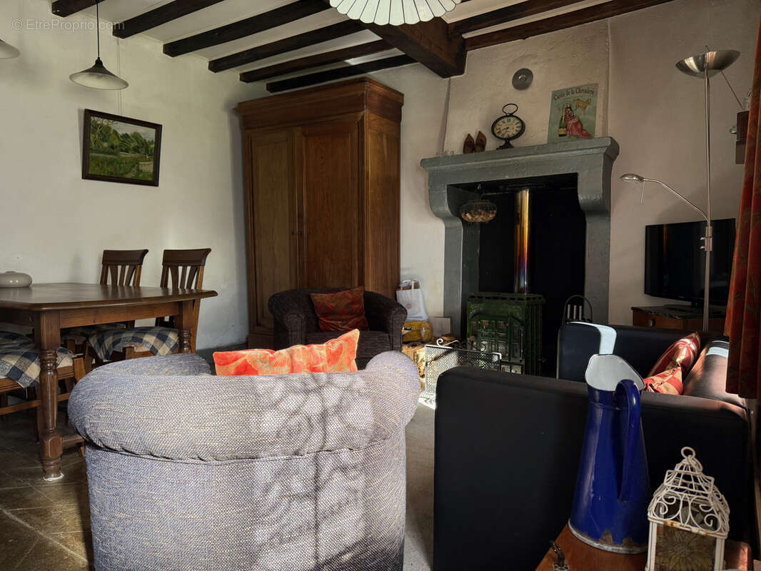 Maison à GOUTTIERES